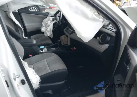 2018 Toyota Rav4 Xle из США, поврежденный, VIN 2T3RFREV9JW744451